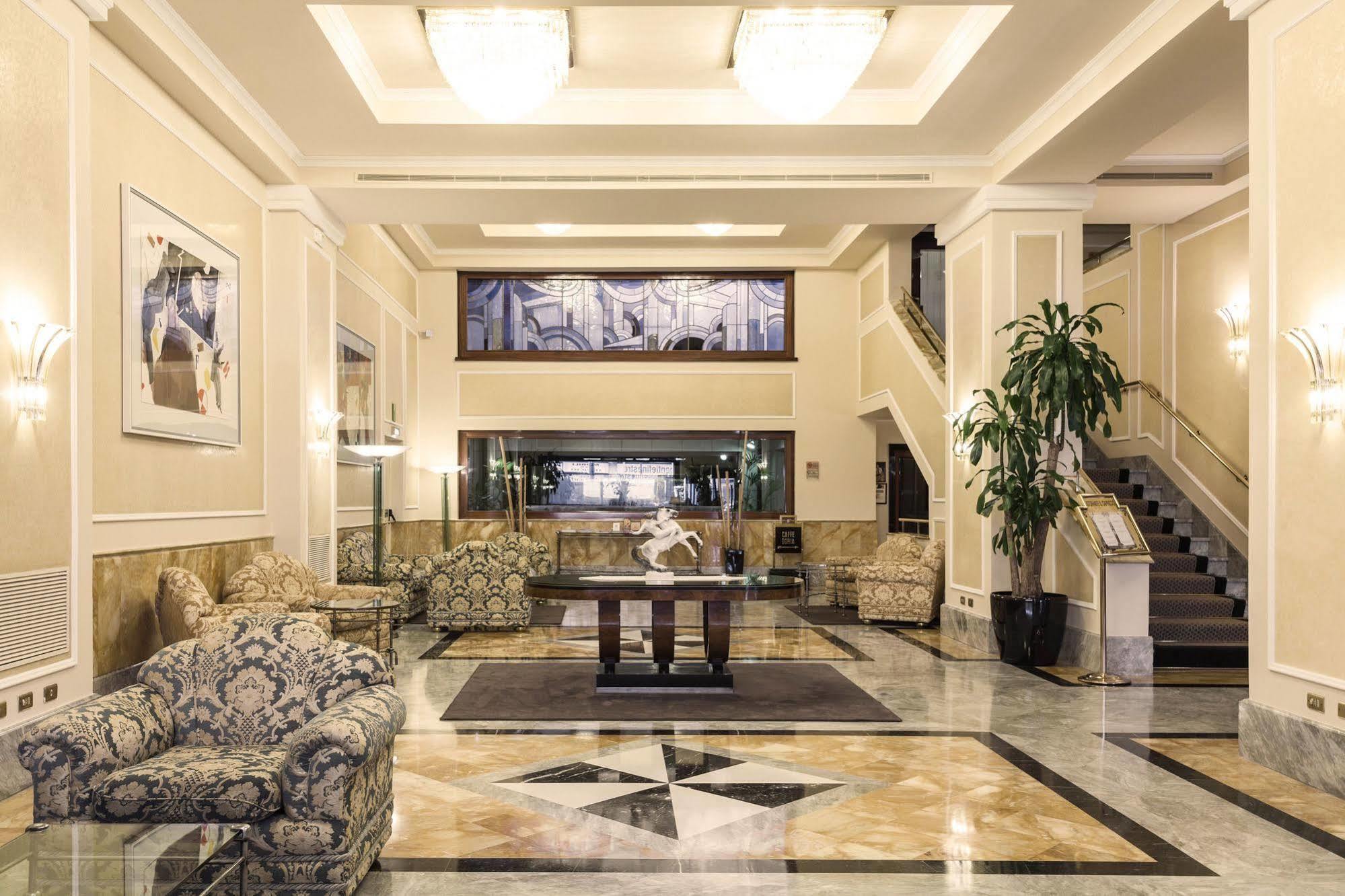 Doria Grand Hotel Milão Exterior foto